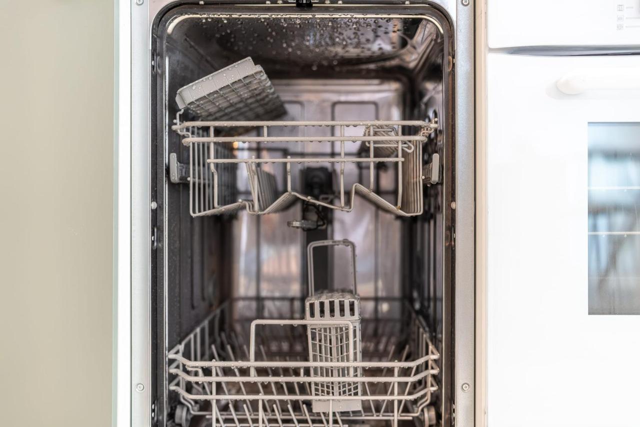Le Marietton Appartement Cosy A Deux Pas Du Metro Valmy Lyon Dış mekan fotoğraf
